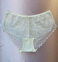Load image into Gallery viewer, Bijoux Brazilian Lace Panty
